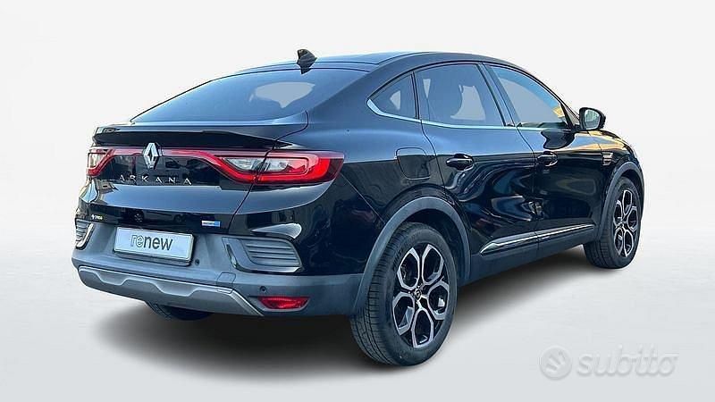 Usata Renault Arkana Intens 145 CV (106 kW) 2022 Nero SUV