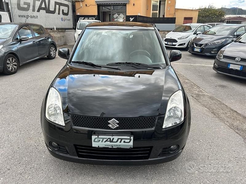 Usata Suzuki Swift GL 92 CV (67 kW) 2007 Nero Utilitaria