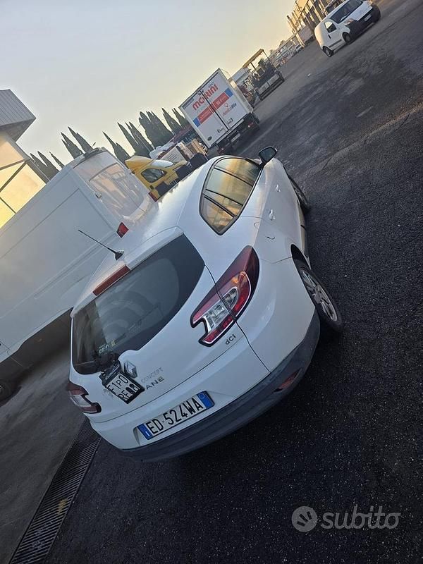 Usata Renault Mégane 110 CV (80 kW) 2011 Bianco Berlina