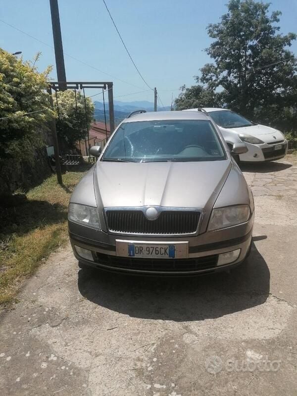 Usata Skoda Octavia 105 CV (77 kW) 2008 Marrone Station wagon