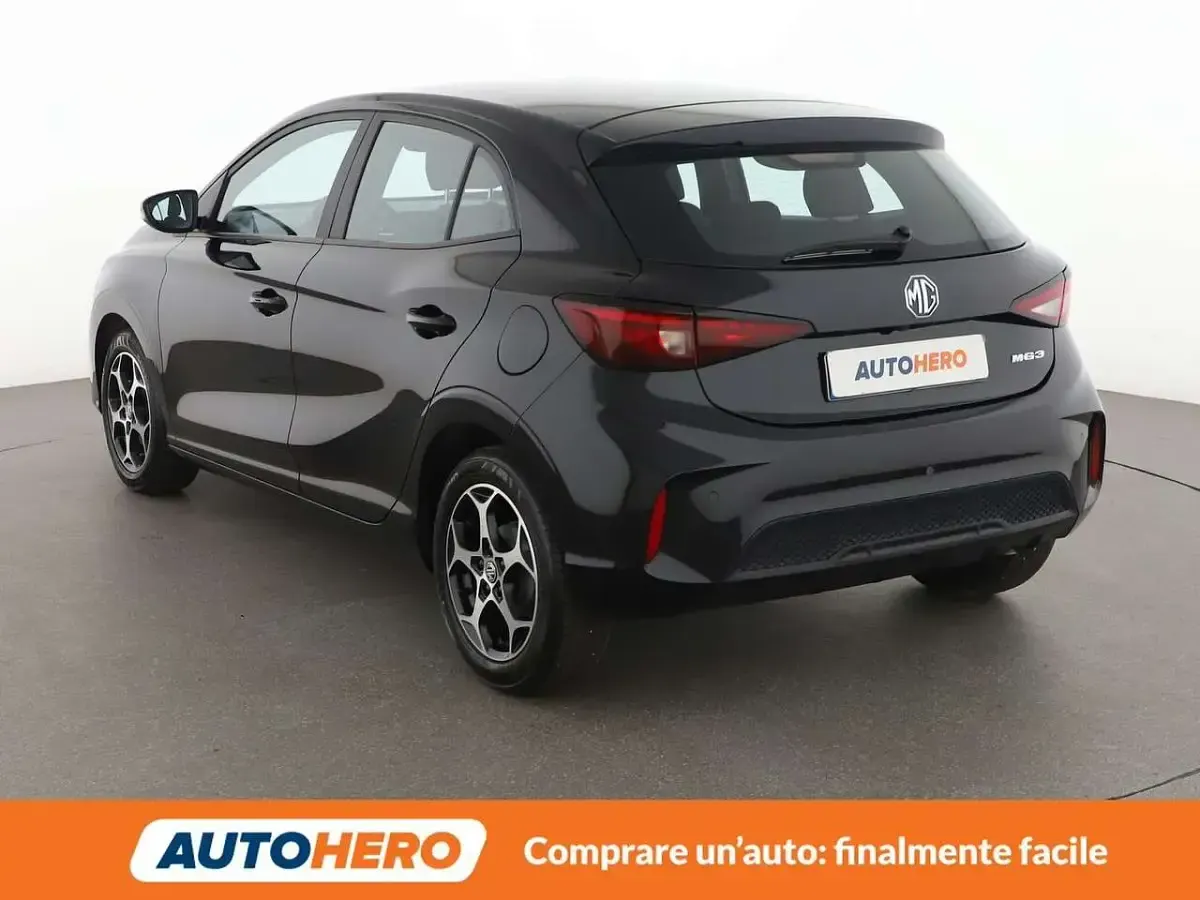 Usata MG MG3 Comfort 116 CV (85 kW) 2025 Nero Utilitaria
