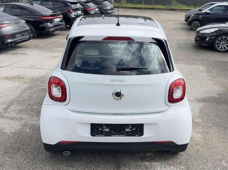 Usata Smart ForFour Proxy 71 CV (52 kW) 2016 Bianco Utilitaria