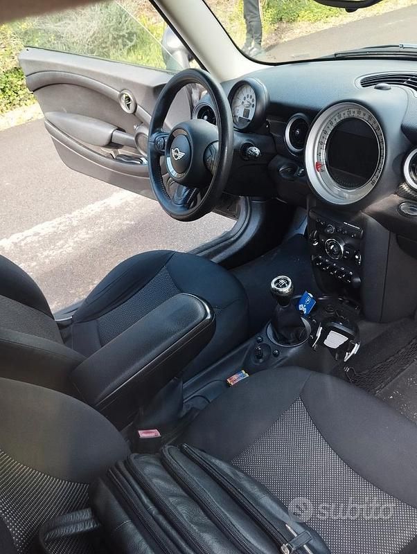 Usata Mini ONE 75 CV (55 kW) 2014 Nero Utilitaria