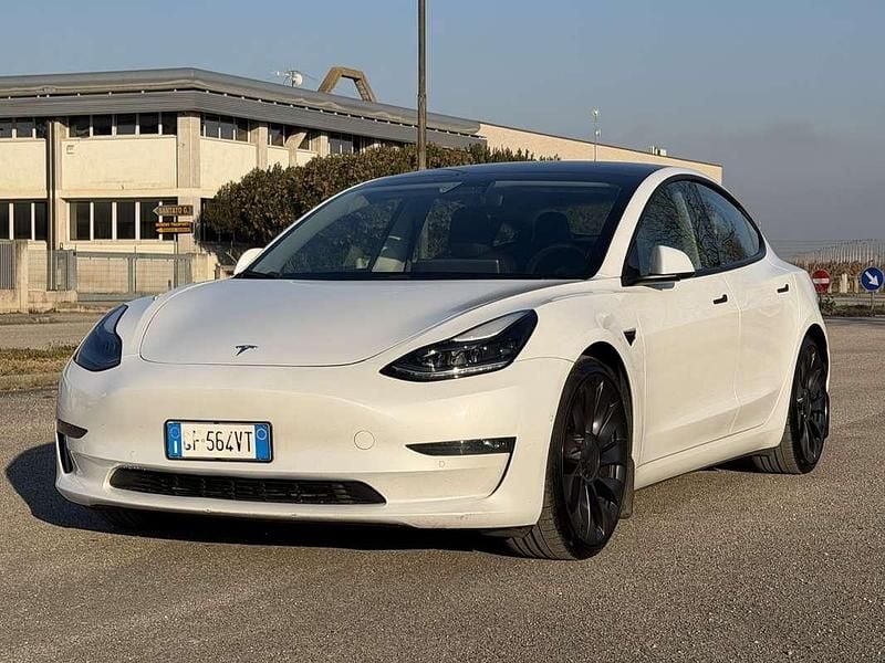 Usata 2021 Tesla Model 3 Performance Tre volumi | 19.990 € (Super prezzo) - Immagine 1/4