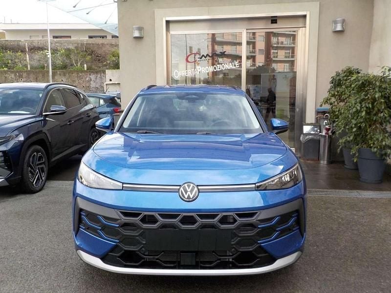 Vari colori Nuova 2026 VW T-Roc Life SUV | 29.800 € (Super prezzo) - Immagine 1/3