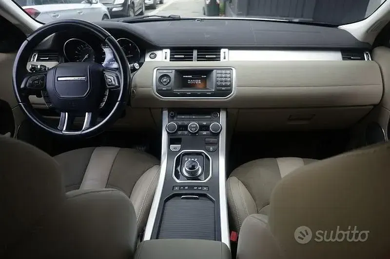 Usata Land Rover Range Rover evoque Dynamic 150 CV (110 kW) 2013 Bianco SUV