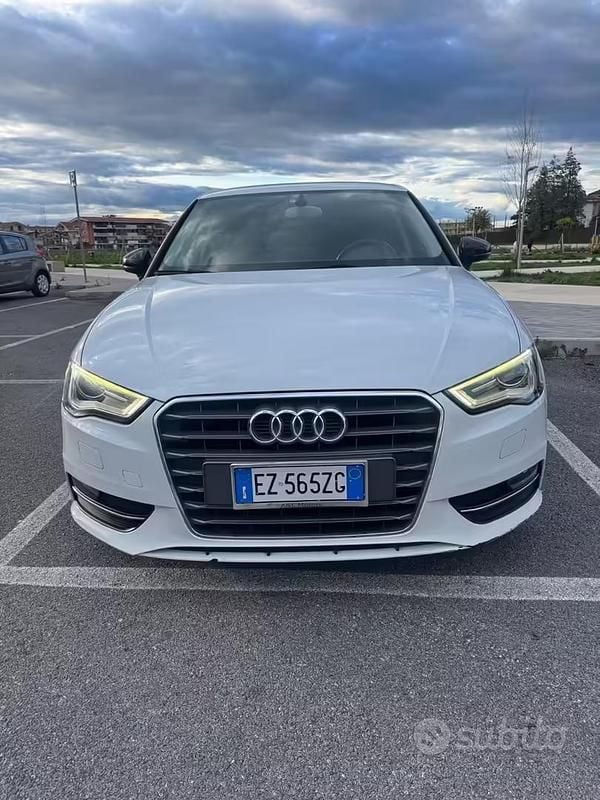 Usata Audi A3 Ambiente 110 CV (80 kW) 2015 Bianco Berlina