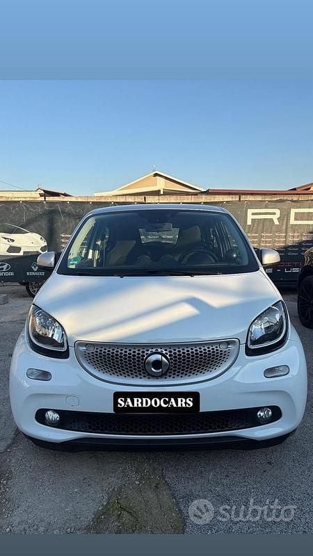 Usata Smart ForFour Prime 70 CV (51 kW) 2018 Grigio Utilitaria