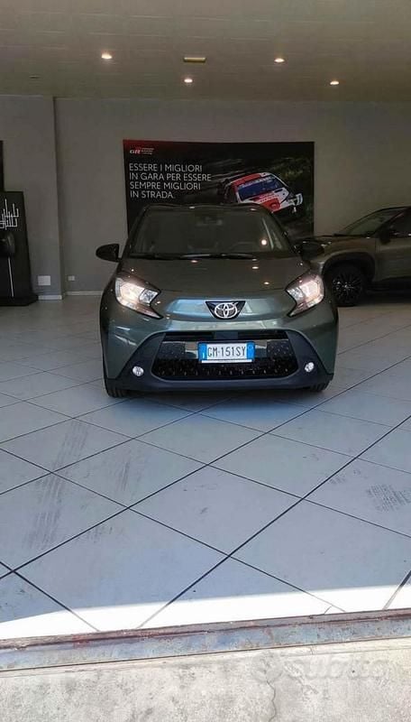 Usata Toyota Aygo X 72 CV (52 kW) 2023 Verde SUV