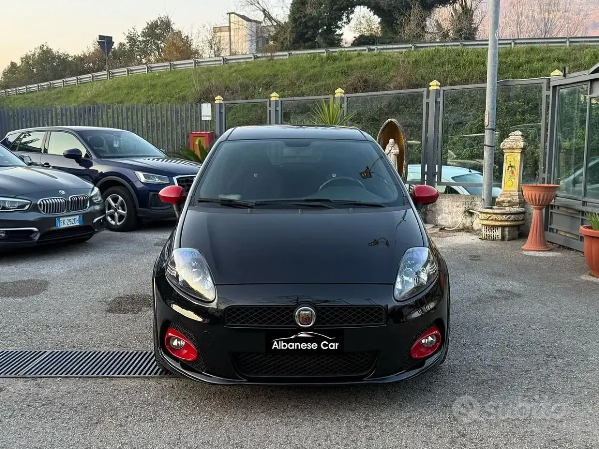 Usata Abarth Grande Punto 155 CV (114 kW) 2008 Nero Utilitaria