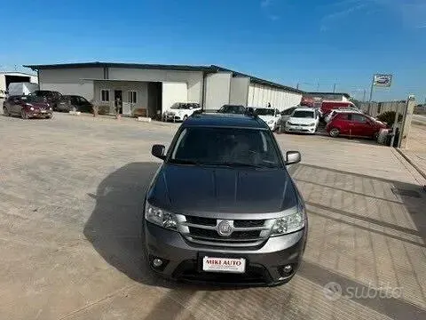 Usata Fiat Freemont Urban 170 CV (125 kW) 2012 Grigio SUV