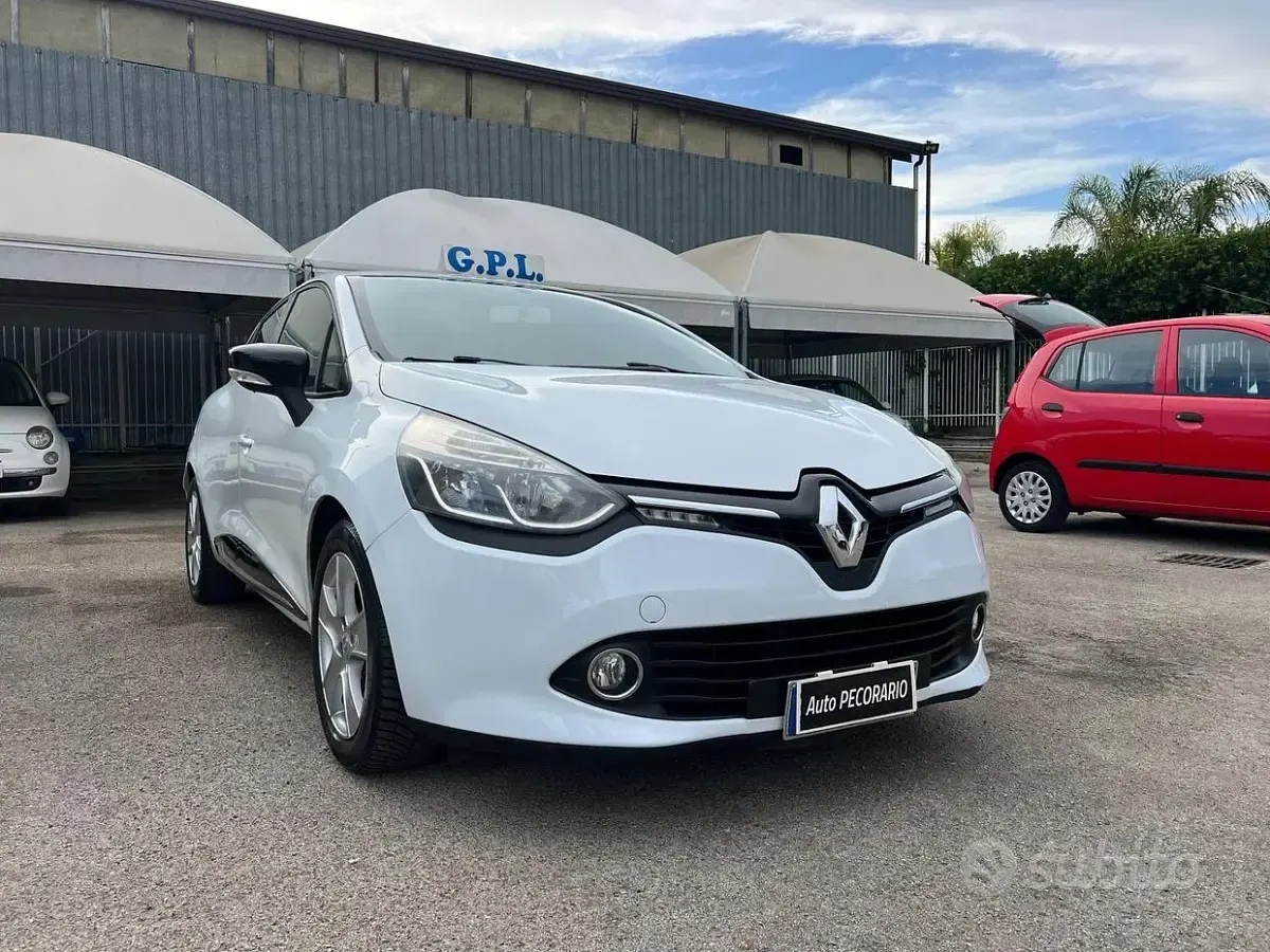 Usata Renault Clio IV 72 CV (52 kW) 2013 Bianco Berlina