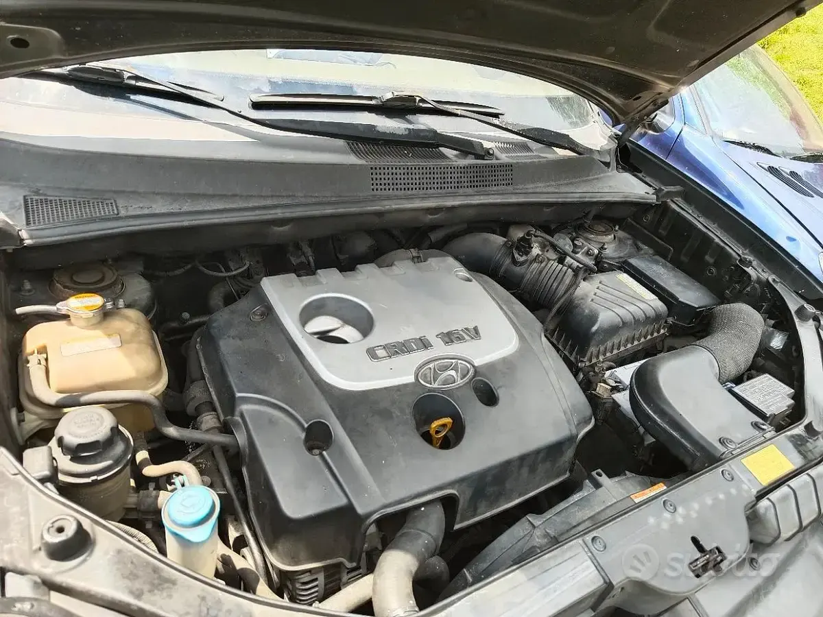 Usata Hyundai Tucson Dynamiq 113 CV (83 kW) 2005 Nero SUV
