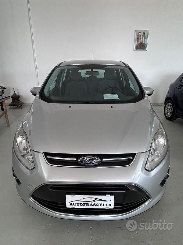 Grigio Usata 2011 Ford C-MAX Monovolume | 5500 € (Buon prezzo) - Immagine 1/4