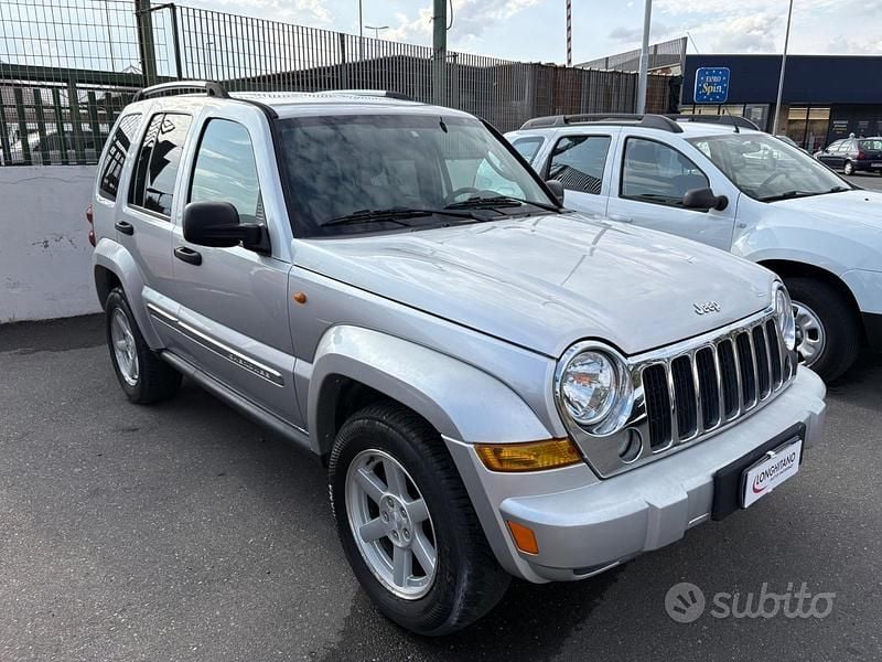 Usata Jeep Cherokee Limited 163 CV (119 kW) 2005 Grigio SUV