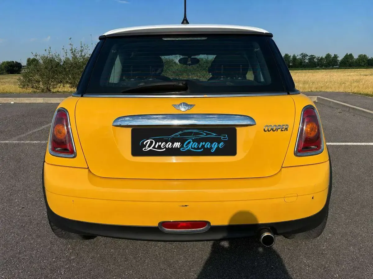 Usata Mini Cooper 120 CV (88 kW) 2008 Giallo Utilitaria