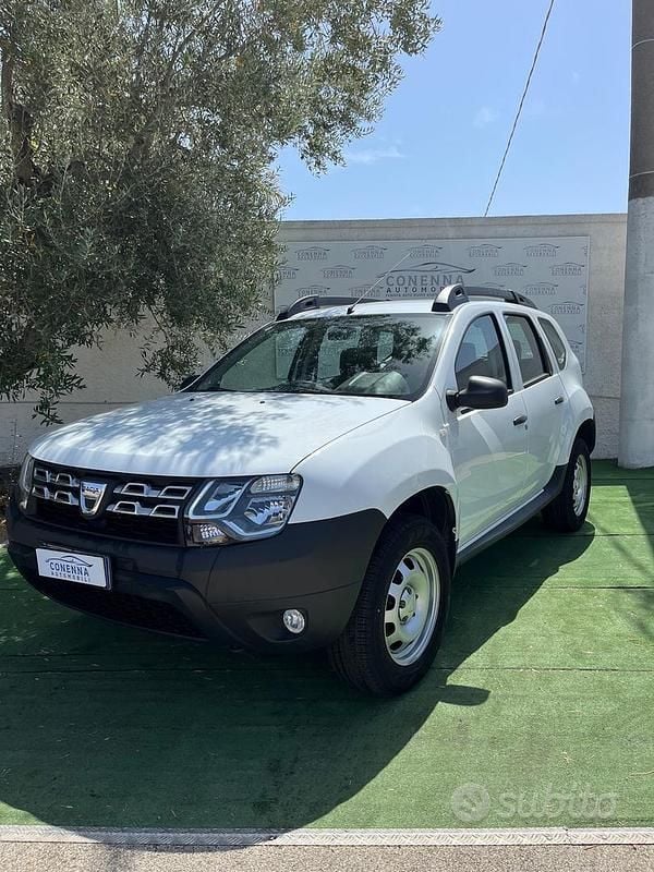 Usata Dacia Duster Ambiance 110 CV (80 kW) 2015 Bianco SUV