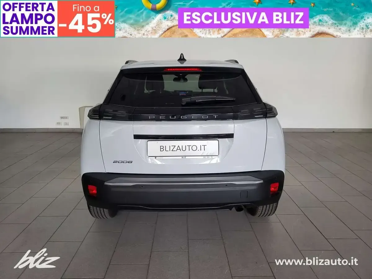 Nuova Peugeot 2008 Allure 101 CV (74 kW) 2026 Bianco okenite SUV