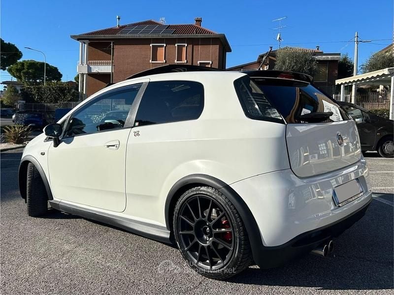 Usata Abarth Grande Punto Esseesse 155 CV (114 kW) 2008 Bianco Utilitaria