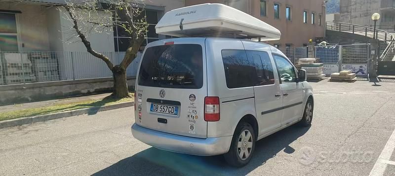 Usata VW Caddy 2006 Grigio Monovolume
