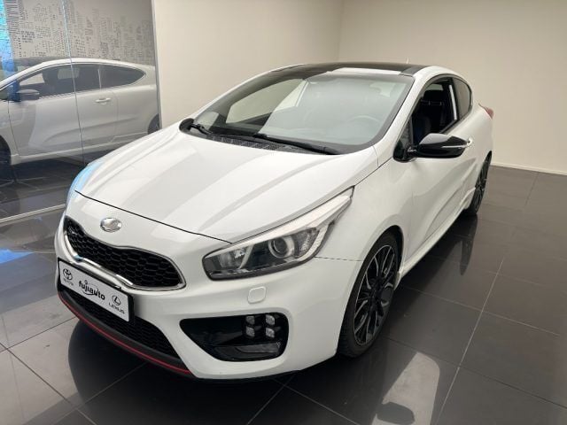 Bianco Usata 2013 Kia Ceed GT Due volumi | 9900 € - Immagine 1/4