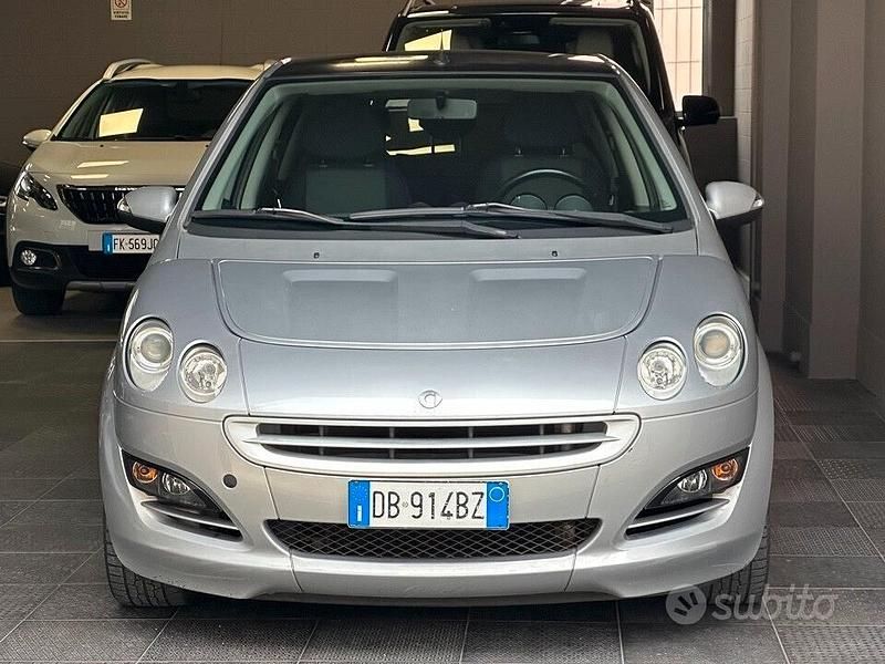Usata Smart ForFour Passion 95 CV (69 kW) 2006 Grigio Utilitaria