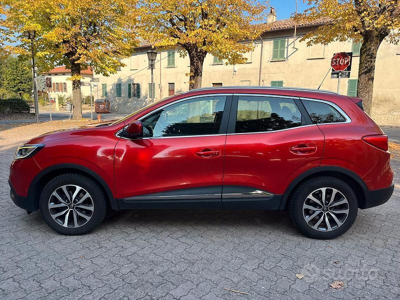 Usata Renault Kadjar Zen 110 CV (80 kW) 2017 Rosso SUV