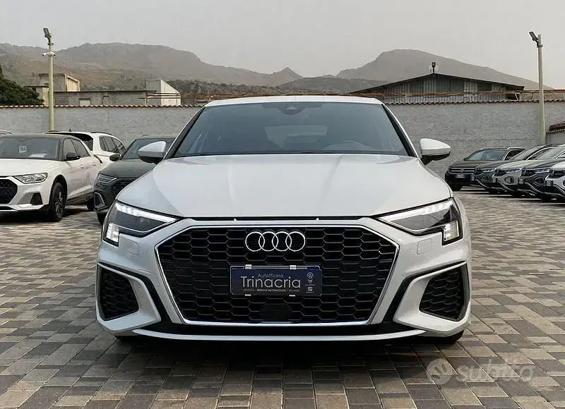 Usata Audi A3 S-Line 150 CV (110 kW) 2023 Bianco Berlina