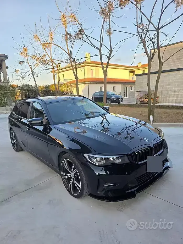 Usata BMW 318 150 CV (110 kW) 2020 Nero Station wagon