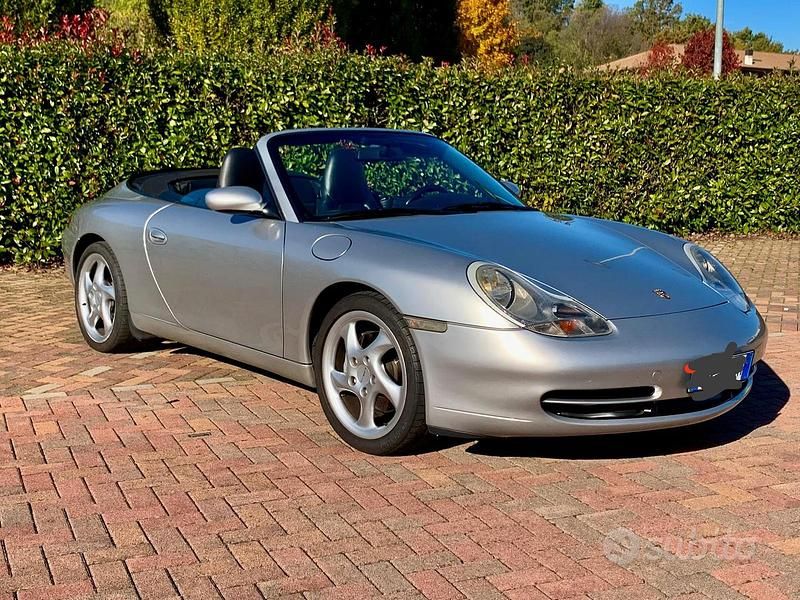 Usata Porsche 911 Carrera Cabriolet 2001 Grigio Cabrio