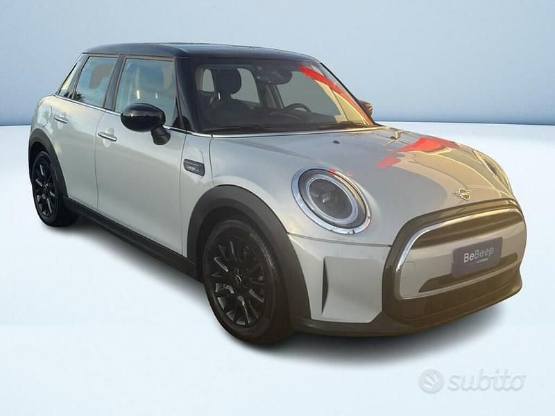 Usata Mini Cooper 136 CV (100 kW) 2022 Argento Utilitaria