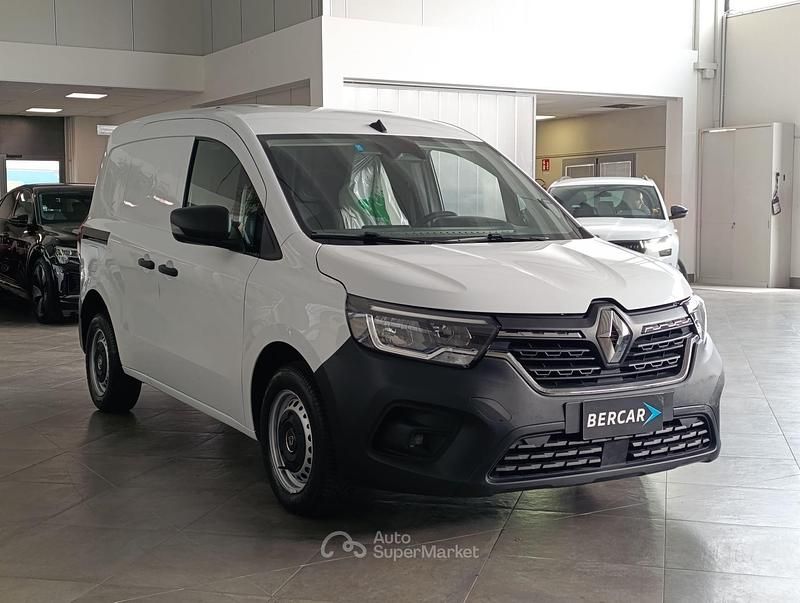 Usata Renault Kangoo 95 CV (69 kW) 2023 Bianco Monovolume
