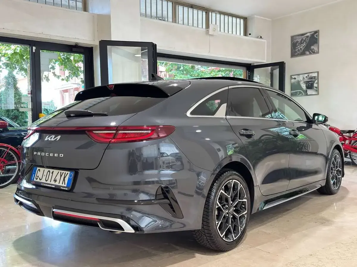 Usata Kia ProCeed GT-Line 160 CV (117 kW) 2022 Grigio Station wagon