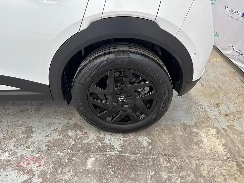 Usata Opel Mokka 131 CV (96 kW) 2023 Bianco SUV