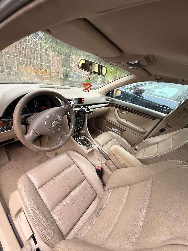Usata Audi A4 131 CV (96 kW) 2004 Grigio Station wagon