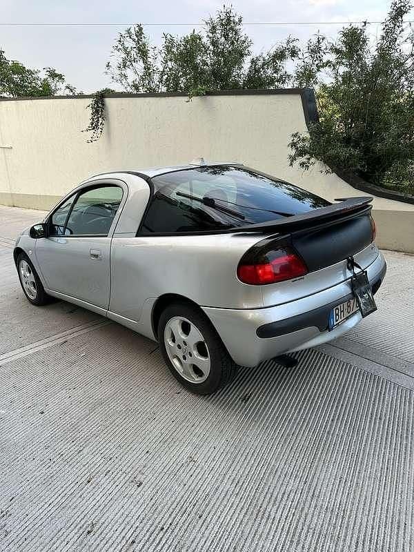 Usata Opel Tigra 90 CV (66 kW) 2000 Coupé