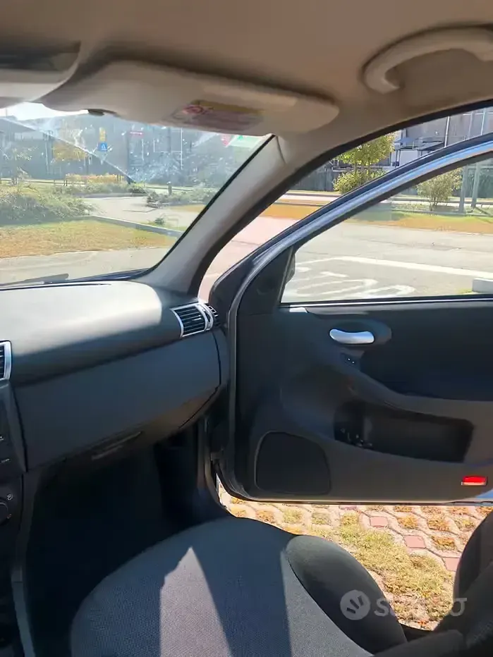 Usata Fiat Stilo 105 CV (77 kW) 2006 Grigio Berlina