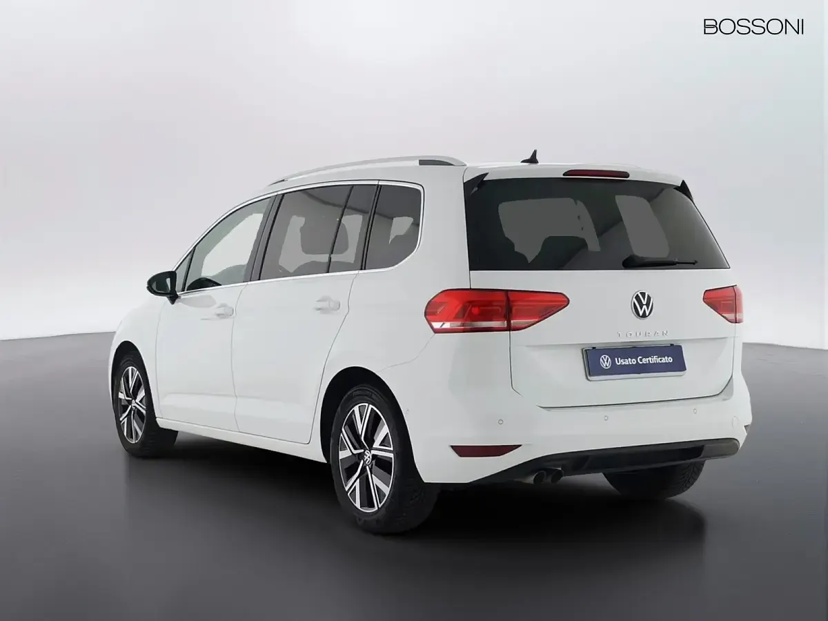Usata VW Touran Executive 150 CV (110 kW) 2022 Bianco Monovolume