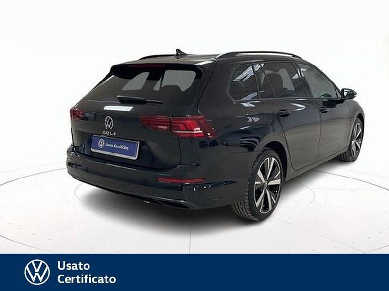 Usata VW Golf VIII Edition 116 CV (85 kW) 2025 Nero / pastello Station wagon