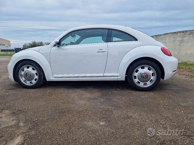 Bianco Usata 2012 VW Maggiolino Coupé | 8000 € - Immagine 1/4