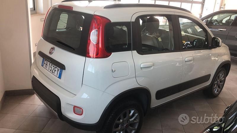 Usata Fiat Panda 4x4 85 CV (62 kW) 2017 Bianco Utilitaria
