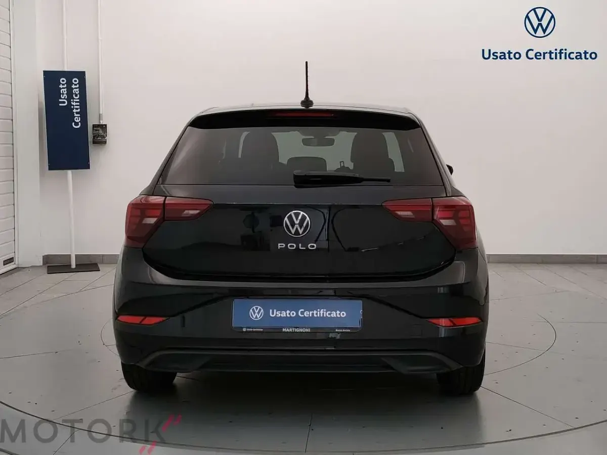 Usata VW Polo Life 95 CV (69 kW) 2023 Nero Utilitaria