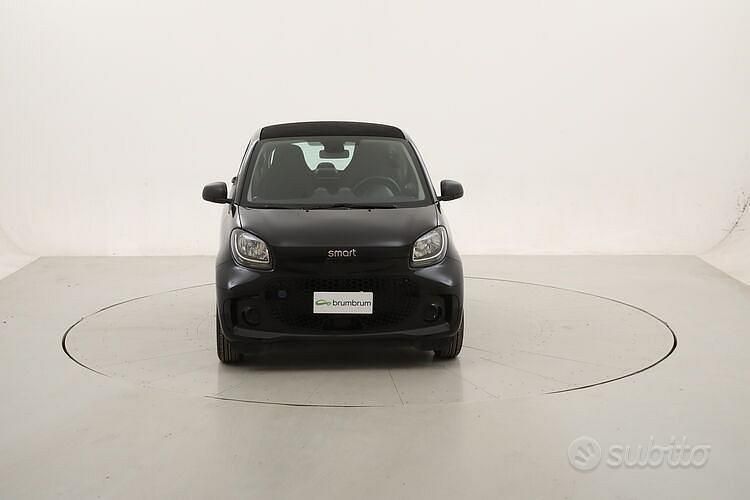 Usata Smart ForTwo Coupé Passion 60 kW (82 CV) 2021 Nero Utilitaria
