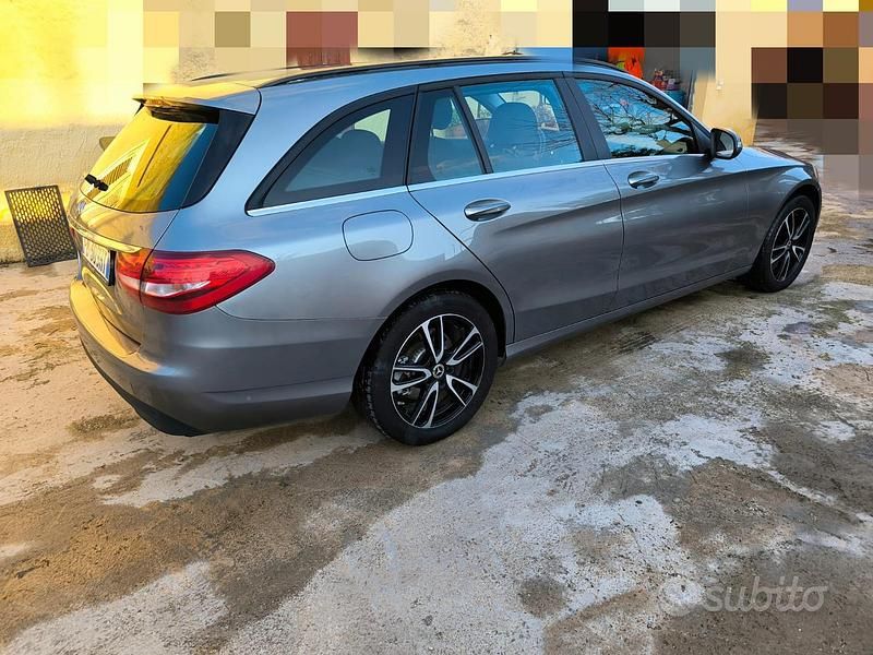 Usata Mercedes C200 136 CV (100 kW) 2015 Grigio Station wagon