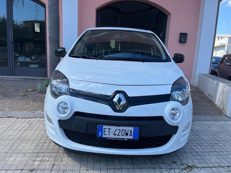 Usato 2014 Renault Twingo 1.1 Benzin 75 CV (5.400 €)