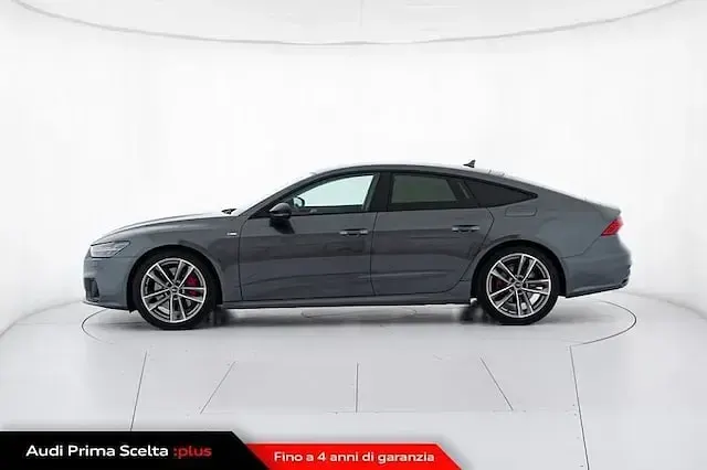 Usata Audi A7 Sportback S-Line 367 CV (269 kW) 2024 Grigio daytona perla Utilitaria