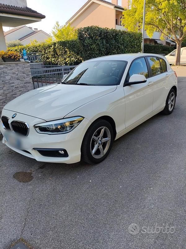 Usata BMW 118 Advantage 150 CV (110 kW) 2015 Bianco Utilitaria