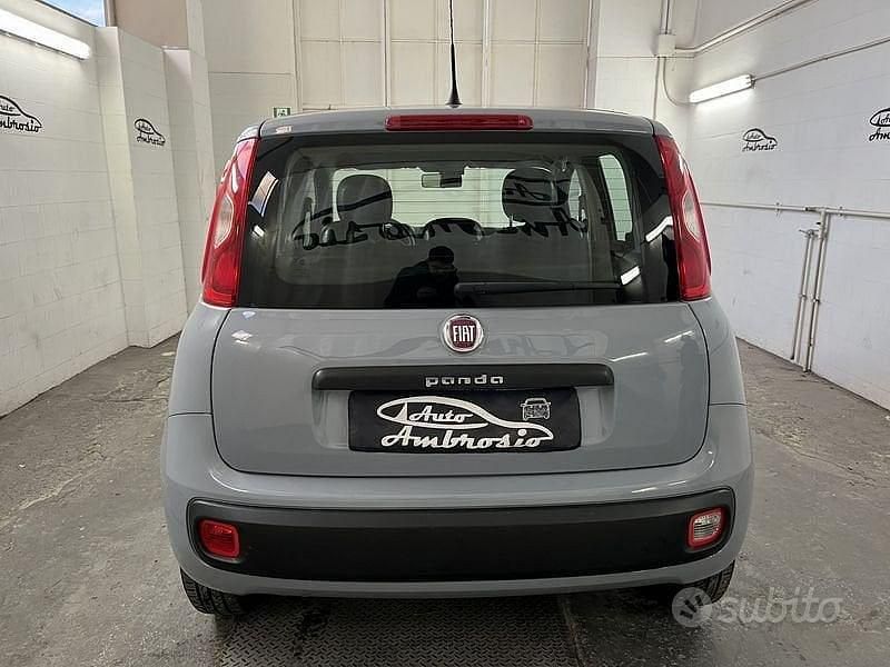 Usata Fiat Panda 69 CV (50 kW) 2018 Grigio Utilitaria