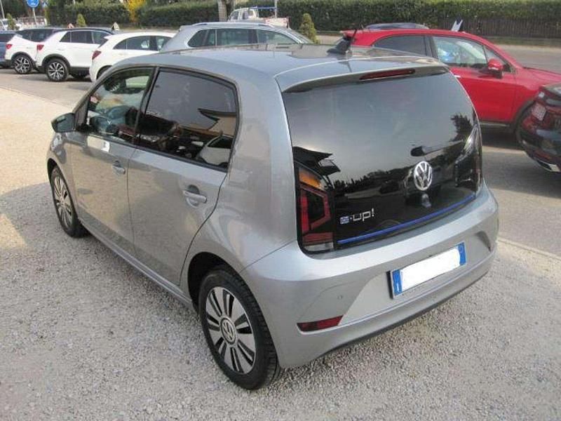 Usata VW e-up! 60 kW (82 CV) 2018 Argento Utilitaria