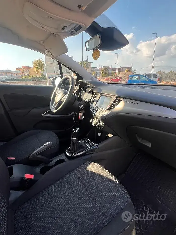 Usata Opel Crossland X 81 CV (59 kW) 2018 SUV